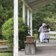 Tom Sawyer Day 2018 01 Docent Dolores Waiting for Guest to Tour the House